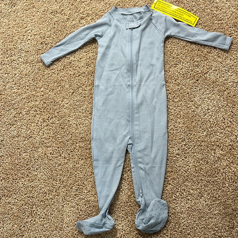 LAKE Baby Pointelle Footed Sleeper in Fog